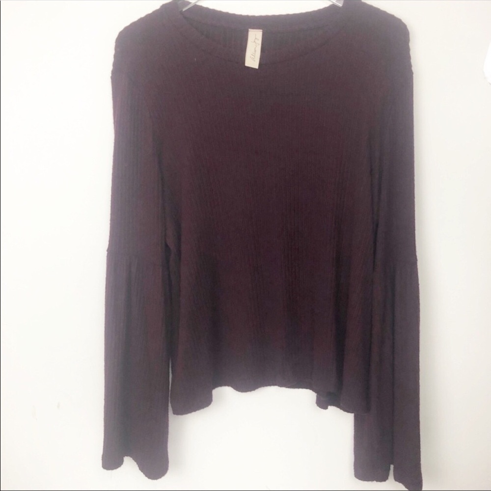 Allison Jay bell‎ sleeve dark burgundy swea…